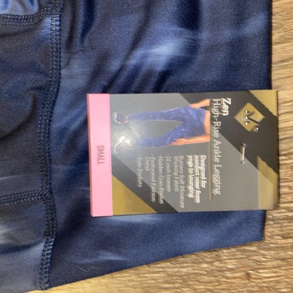 Members Mark 3-piece athletic set NEW please read description
